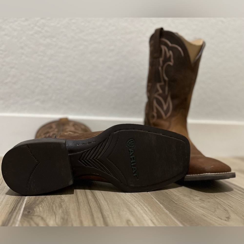 Ariat Boots - Picture 5 of 6